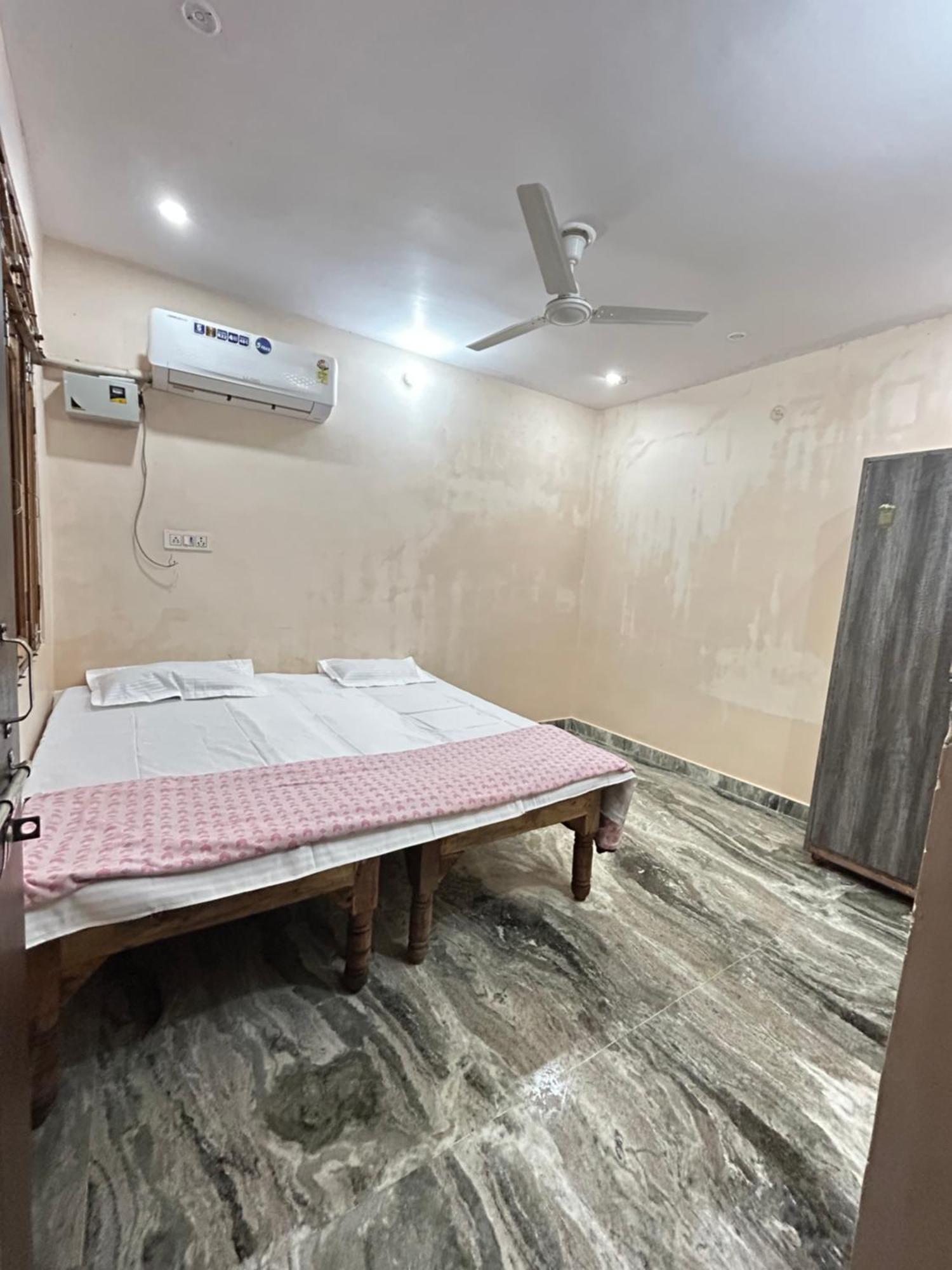 Vishwanath Residency Villa Prayagraj Luaran gambar